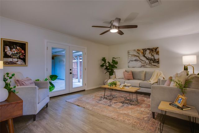 914 Meadow Mead Drive, Allen, TX 75002