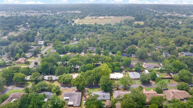 605 SE 32nd Street, Paris, TX 75460