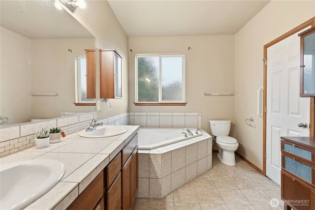 4026 160th Place SE, Bothell, WA 98012