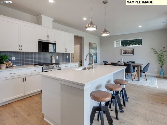 13872 Sw 175th Ave, Tigard, OR 97140