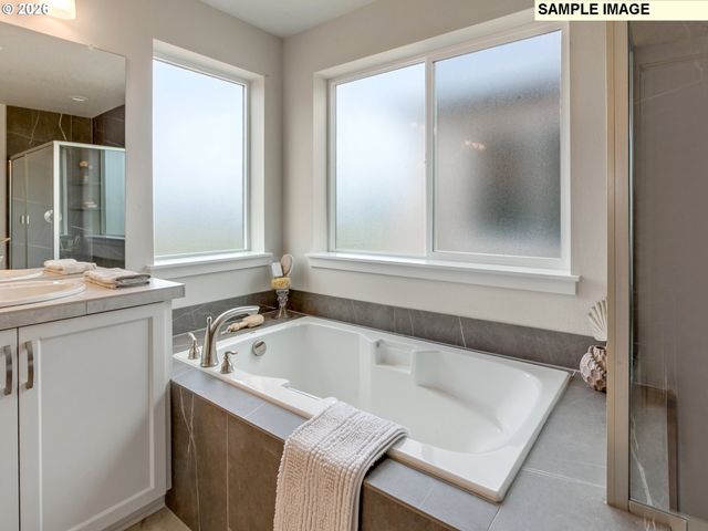 13872 Sw 175th Ave, Tigard, OR 97140