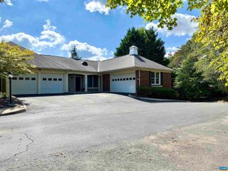 1320 PANTOPS COTTAGE CT, Charlottesville, VA 22911