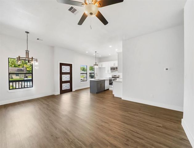 4818 Paula Street, Houston, TX 77033