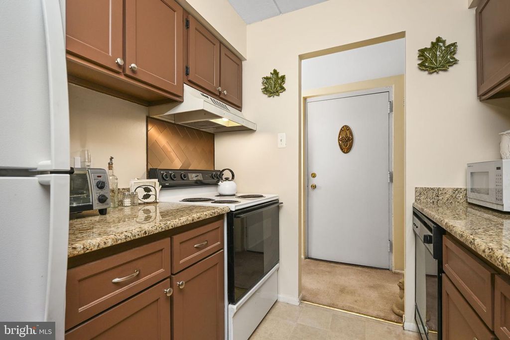 280 BRIDGEWATER RD #F1, BROOKHAVEN, PA 19015 — photo 5
