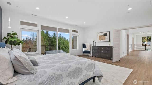 17123 69th Place W, Edmonds, WA 98026