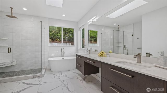 17123 69th Place W, Edmonds, WA 98026