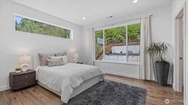 17123 69th Place W, Edmonds, WA 98026