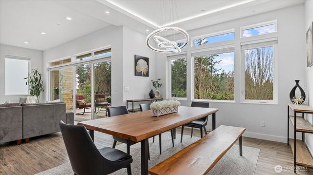 17123 69th Place W, Edmonds, WA 98026