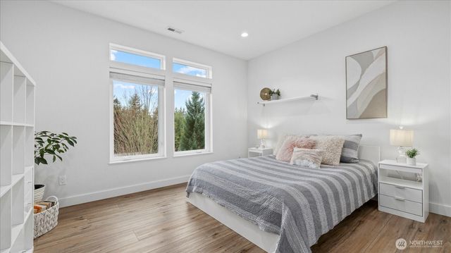 17123 69th Place W, Edmonds, WA 98026