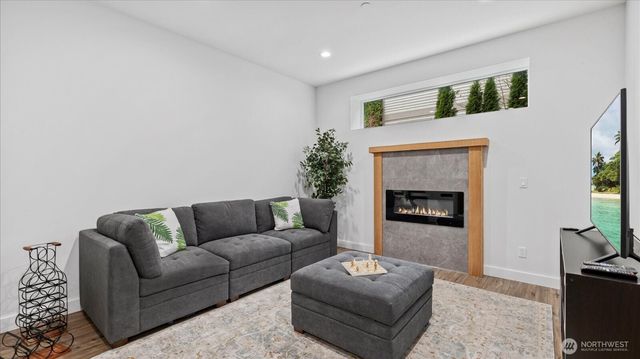17123 69th Place W, Edmonds, WA 98026