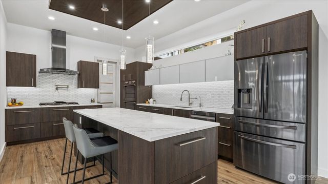 17123 69th Place W, Edmonds, WA 98026