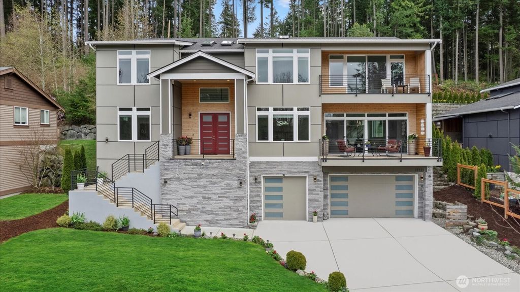 17123 69th Place W, Edmonds, WA 98026