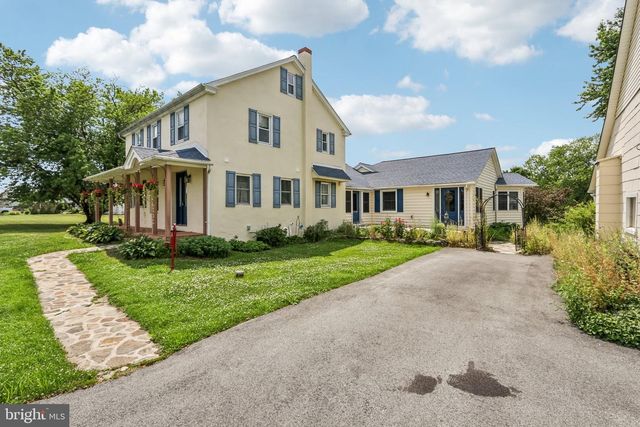 2681 BURTON RD, Harleysville, PA 19438