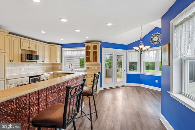2681 BURTON RD, Harleysville, PA 19438