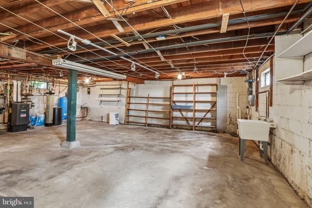 2681 BURTON RD, Harleysville, PA 19438