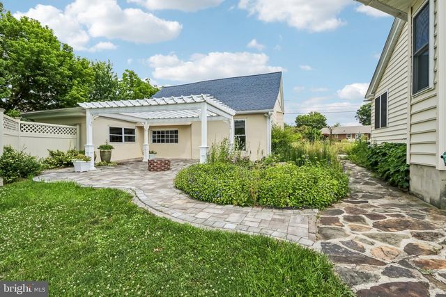 2681 BURTON RD, Harleysville, PA 19438