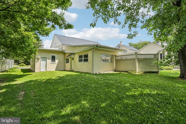 2681 BURTON RD, Harleysville, PA 19438