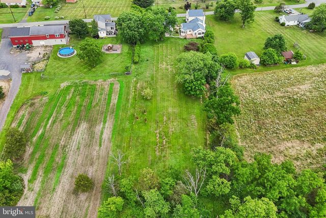 2681 BURTON RD, Harleysville, PA 19438