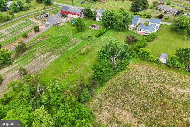2681 BURTON RD, Harleysville, PA 19438