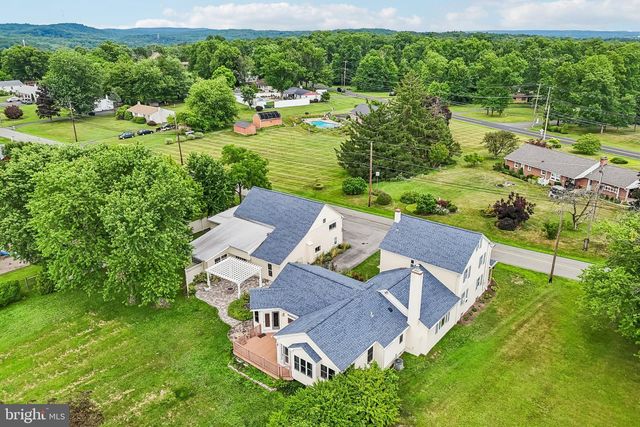 2681 BURTON RD, Harleysville, PA 19438