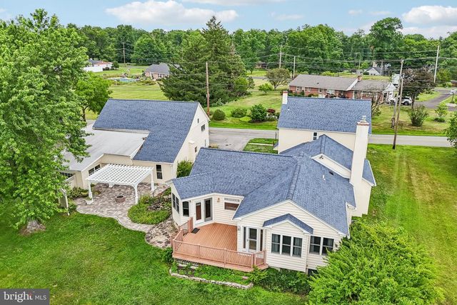 2681 BURTON RD, Harleysville, PA 19438