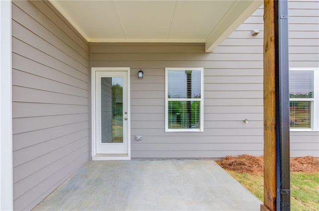6378 Pine Ridge Point, Lula, GA 30554
