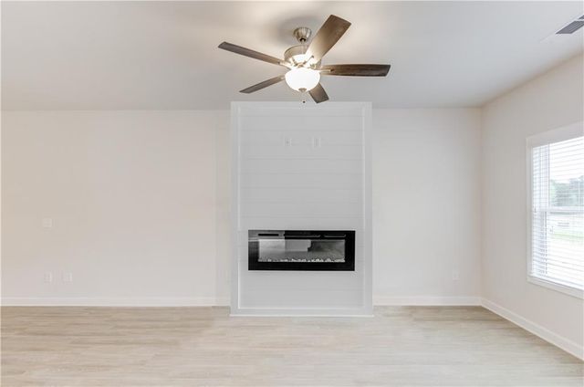 6378 Pine Ridge Point, Lula, GA 30554