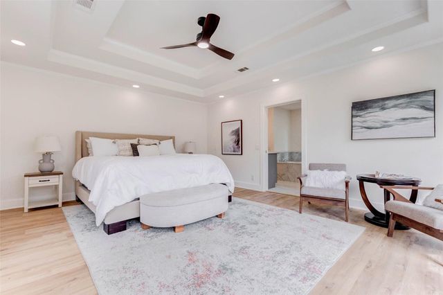 6434 Pineshade Lane, Houston, TX 77008