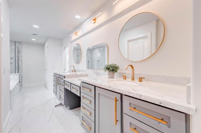 6434 Pineshade Lane, Houston, TX 77008