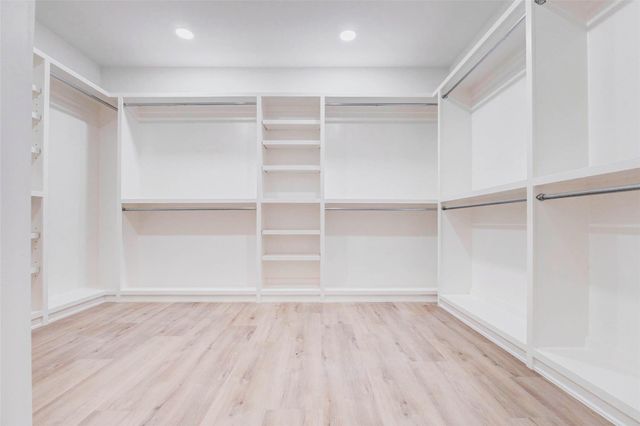 6434 Pineshade Lane, Houston, TX 77008