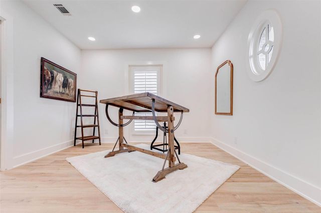 6434 Pineshade Lane, Houston, TX 77008