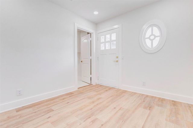 6434 Pineshade Lane, Houston, TX 77008