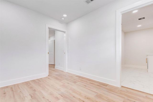 6434 Pineshade Lane, Houston, TX 77008