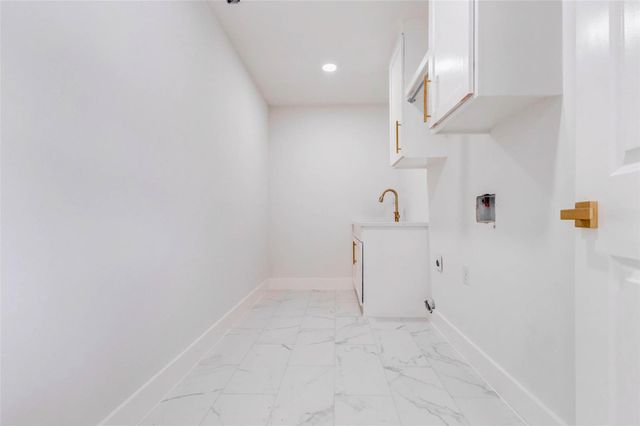 6434 Pineshade Lane, Houston, TX 77008