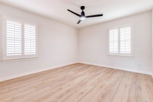 6434 Pineshade Lane, Houston, TX 77008