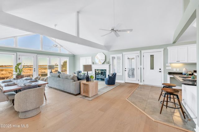 119 Sound View Drive N, Hampstead, NC 28443