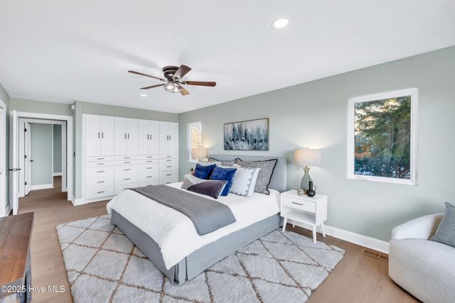 119 Sound View Drive N, Hampstead, NC 28443