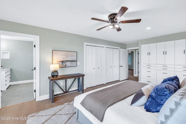 119 Sound View Drive N, Hampstead, NC 28443