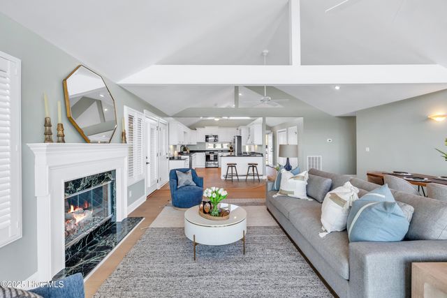 119 Sound View Drive N, Hampstead, NC 28443