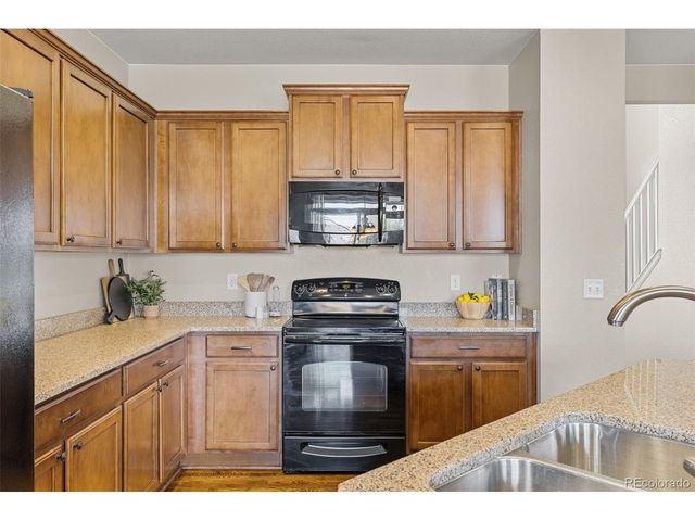 163 N Jamestown Way, Aurora, CO 80018