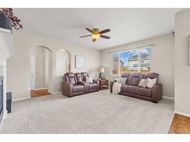 163 N Jamestown Way, Aurora, CO 80018