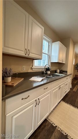 3258 E Berkshire Road, Cleveland Heights, OH 44118