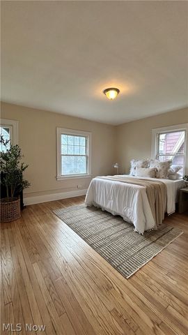 3258 E Berkshire Road, Cleveland Heights, OH 44118