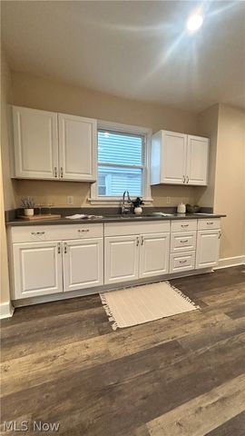 3258 E Berkshire Road, Cleveland Heights, OH 44118