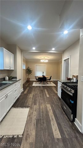 3258 E Berkshire Road, Cleveland Heights, OH 44118