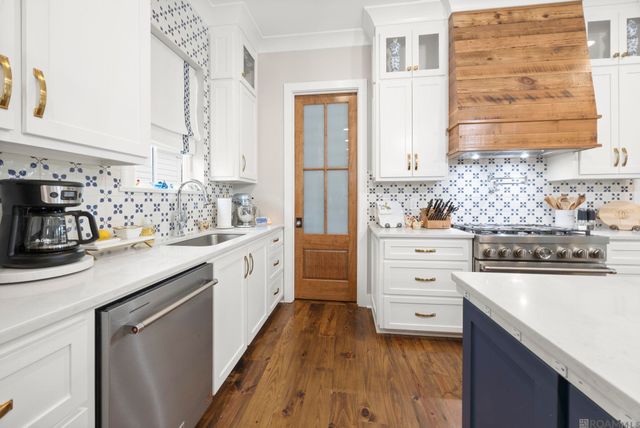 13900 Savannah Dr, St Francisville, LA 70775