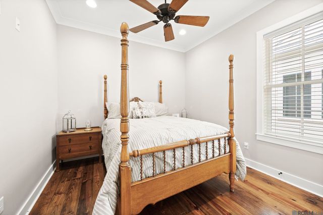 13900 Savannah Dr, St Francisville, LA 70775