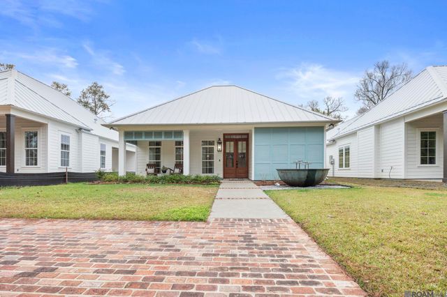 13900 Savannah Dr, St Francisville, LA 70775