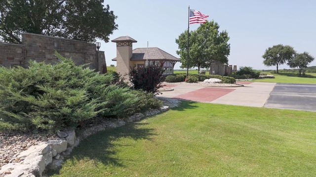 8620 Retreat Boulevard, Cleburne, TX 76033