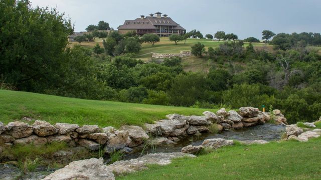 8620 Retreat Boulevard, Cleburne, TX 76033